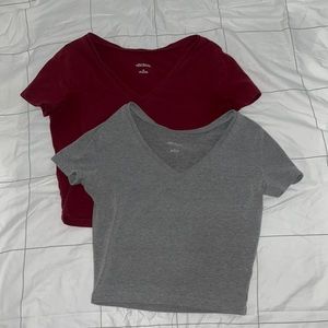 Two cropped V-neck shirts (Grey & Maroon)